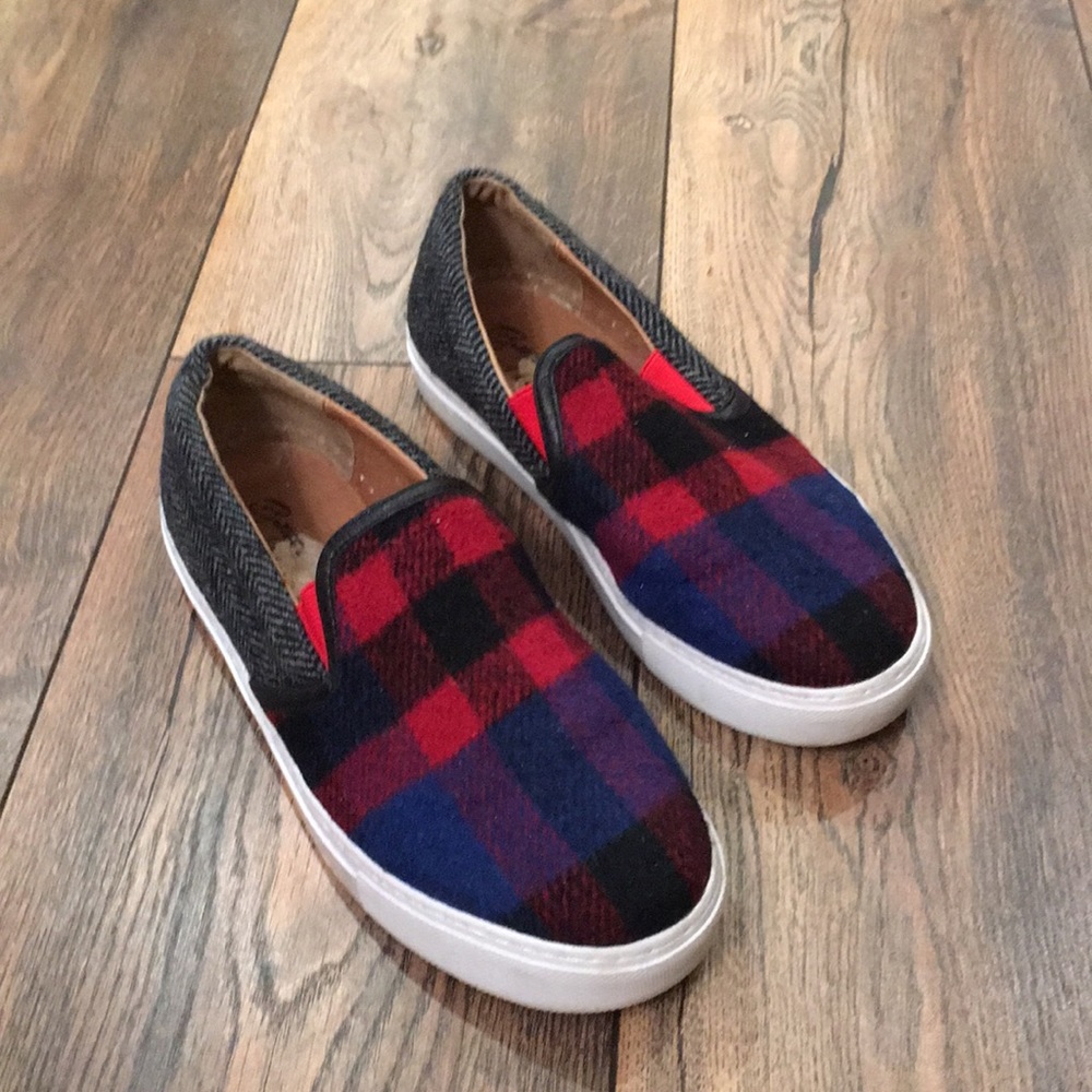 Plaid Converse